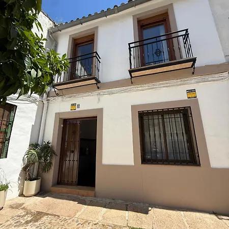 Casa Patio Pozanco 펜션 *